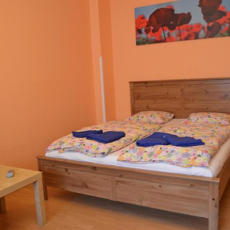 Apartments Letna Πράγα Δωμάτιο φωτογραφία